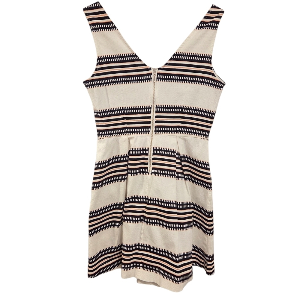 Dynamite Ivory Coral Black Patterned Dress Small Structured Pockets - Picture 4 of 9